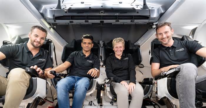 Commercial astronaut crew set to launch to space station from Kennedy Space Center