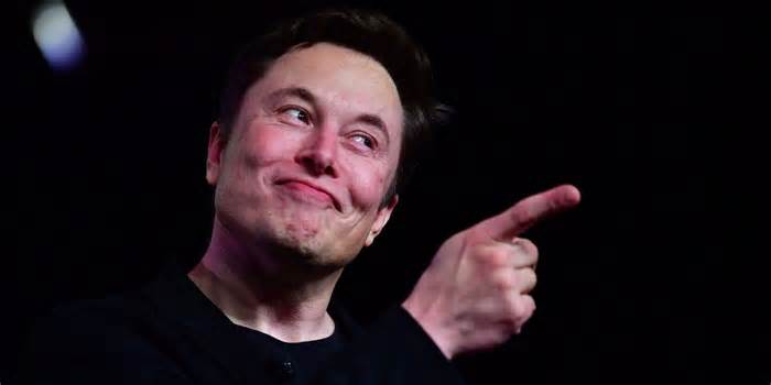 You’ll die without a solar roof says Musk, whose admin made it harder to get solar