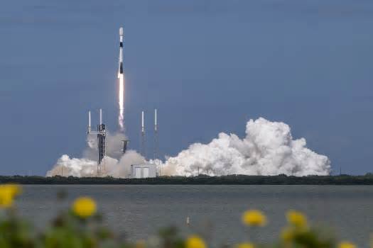 Launch Roundup: Falcon 9 set for Bahamas booster...