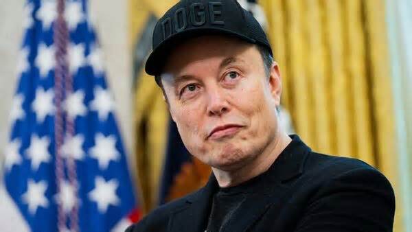 Elon Musk plans to reintroduce Vine, but here is a twist! Know what he said..