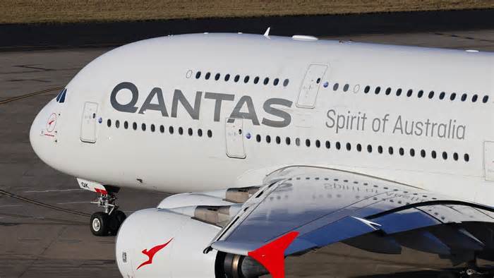 Qantas flights delayed to avoid SpaceX rocket debris