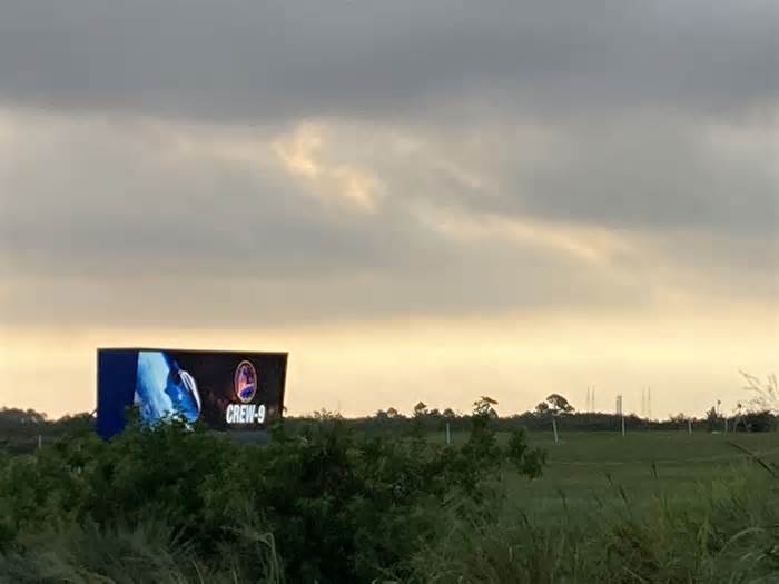 With Hurricane Helene past, SpaceX to try 1st human spaceflight from Canaveral launch site today