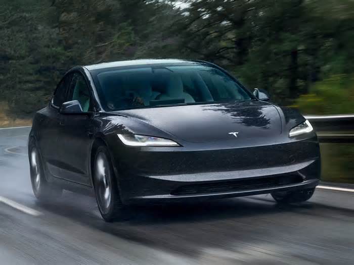 2025 Tesla Model 3 Long Range RWD Debuts in UAE with 702 km Range