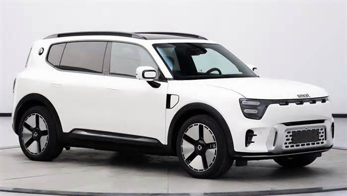 Forget everything you knew about Smart: 2025 Smart #5 is a performance SUV rival to the likes of the Tesla Model Y, Hyundai Ioniq 5 and Kia EV6 GT