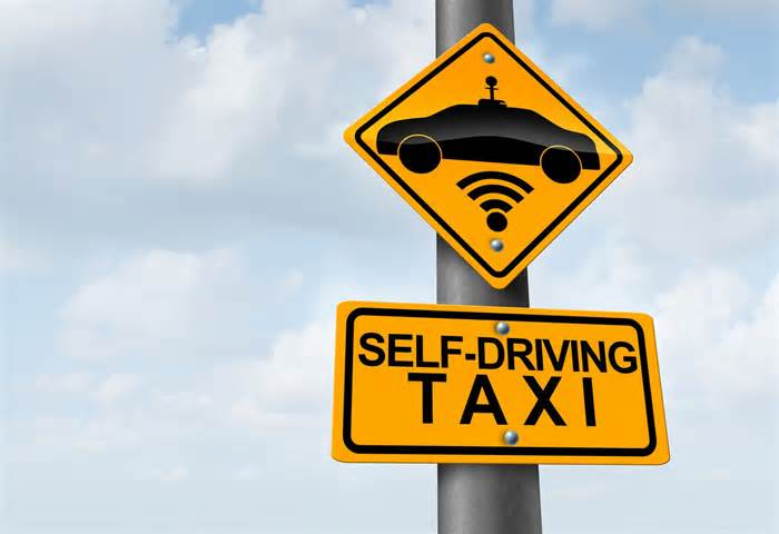 Tesla: Calculating The Potential Revenue Of Optimus And Robotaxis
