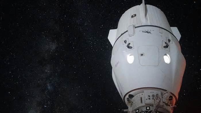 SpaceX Dragon Departs ISS, Crew-8 Begins Descent to Earth