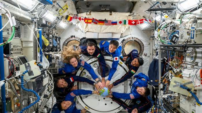 Welcome home Shubhanshu; Dragon Capsule safely splashes down in Pacific | WATCH LIVE