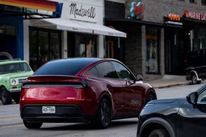 Factbox-How Tesla's Robotaxi Efforts Stack up Against Waymo and Zoox