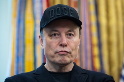 Arguments begin in Elon Musk, Sam Altman trial over OpenAI