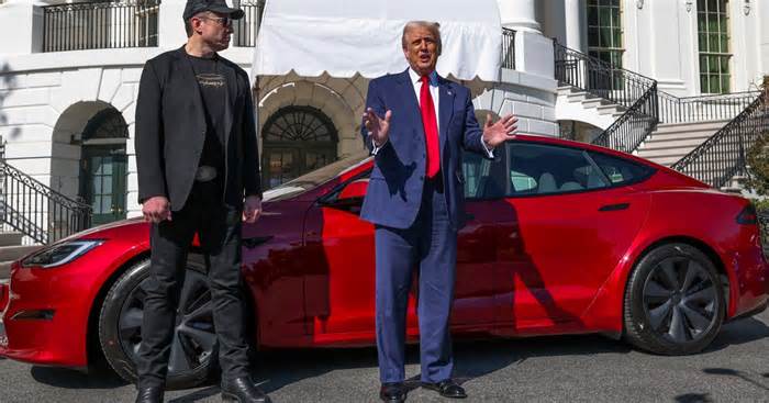 That Tesla Trump Shilled At The White House? Yeah, He’s Selling It.