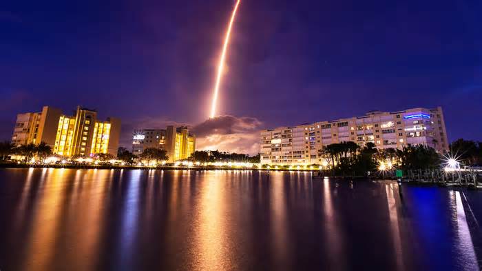 Starlink satellite delivery offers stunning view of Earth in video shared by SpaceX