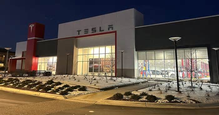 Tesla continues Michigan expansion with Oakland County location