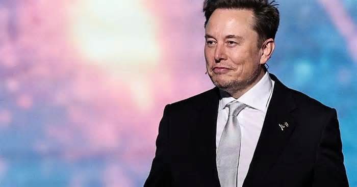 Tesla executives questioned Musk after he denied killing $25,000 EV project, sources say