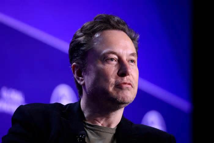 Musk’s denial that Tesla cancelled low-cost electric vehicle alarmed executives, sources say