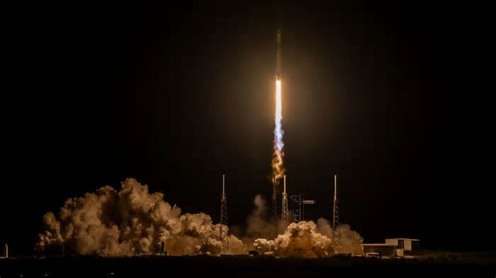 SpaceX launching 24 Starlink satellites from Florida early Nov. 30