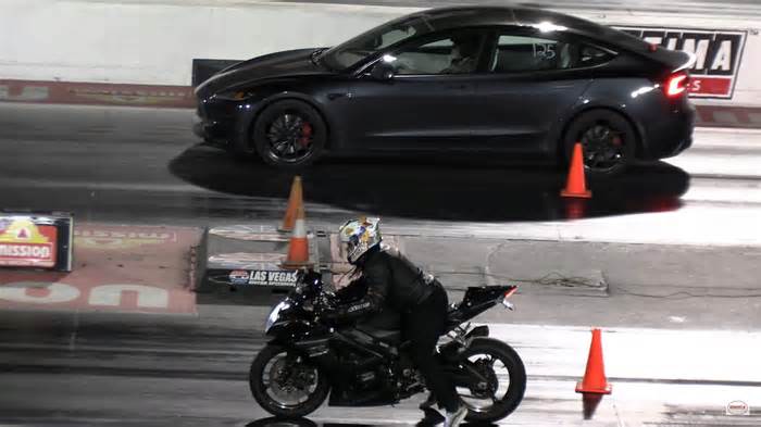 Hayabusa Drags Tesla Model Y & GSX-R Drags Highland Model 3 Performance, Surprises Abound