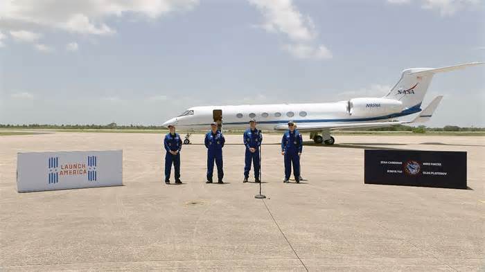 SpaceX Crew-11 astronauts arrive in Florida ahead of launch to space station