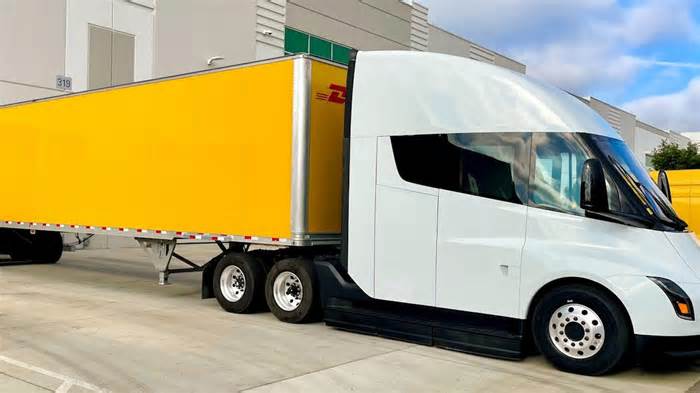 Shipping giant reveals performance of Tesla Semi in extensive range test: 'Maximizing range and efficiency is crucial...'