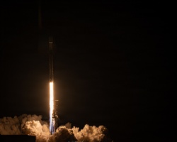 Vandenberg SFB supports National Geospatial-Intelligence Agency Transporter-16 mission [Image 1 of 2]