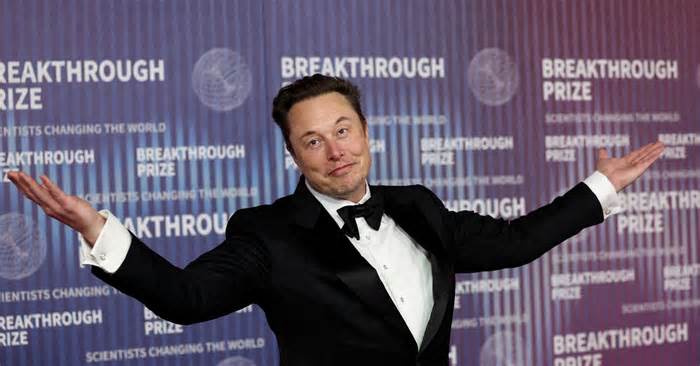 Elon Musk wins pay approval but still faces Tesla's floundering stock and rich valuation