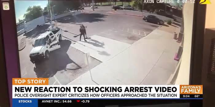 Law enforcement expert criticizes Phoenix PD arrest of deaf man