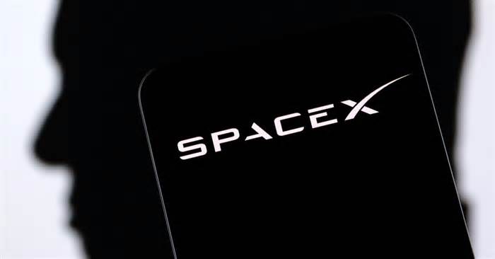 US FAA could approve SpaceX Starship 5 license this month, says source