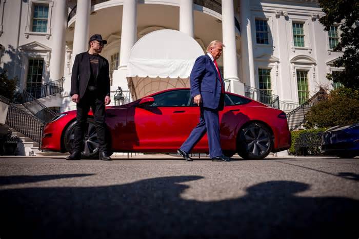 Trump looks to unload red Tesla he bought from Elon Musk in March amid titans’ nuclear fallout