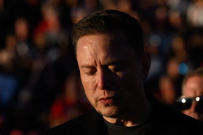 It’s Time for Elon Musk to Step Down as Tesla CEO