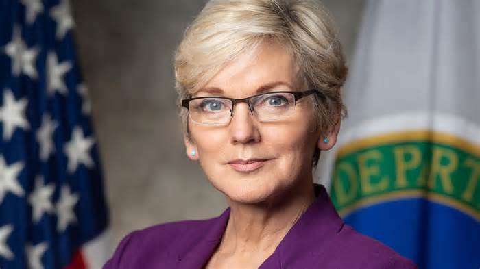 How Jennifer Granholm’s Energy Department Is Pumping Billions Into Clean Tech