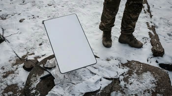 Musk switched off Starlink during Ukrainian counteroffensive in Kherson Oblast in 2022 – Reuters