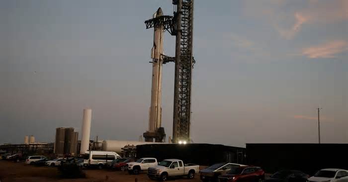 SpaceX to launch sixth Starship test from Texas, with Trump attending