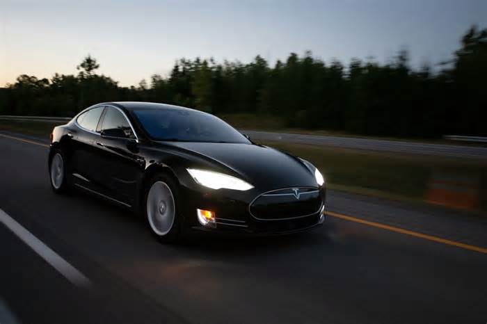 Tesla stock priced for perfection: analyst sees 70% slide ahead