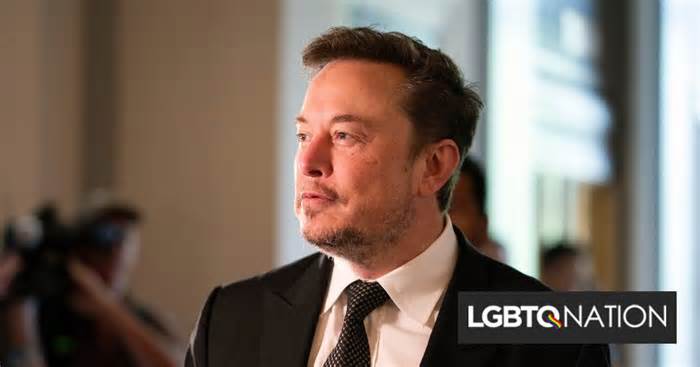 Elon Musk’s trans daughter epically slams her dad for not knowing her at all