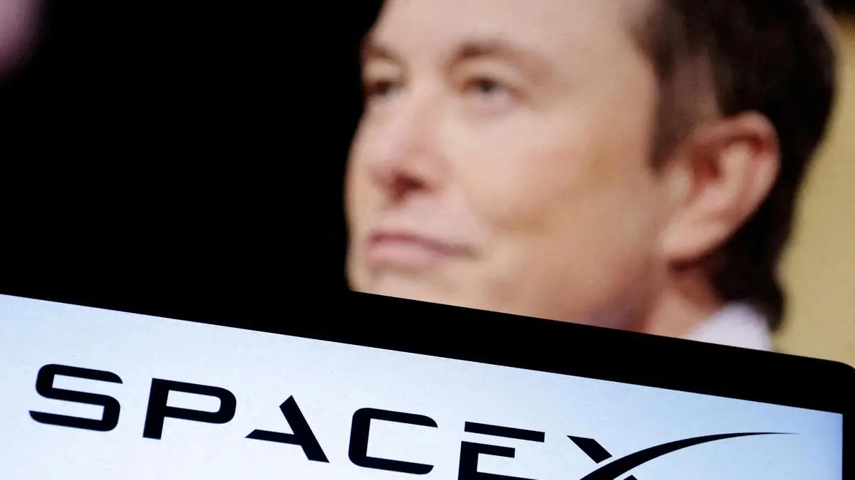 Elon Musk’s SpaceX lines up banks to lead mega-IPO