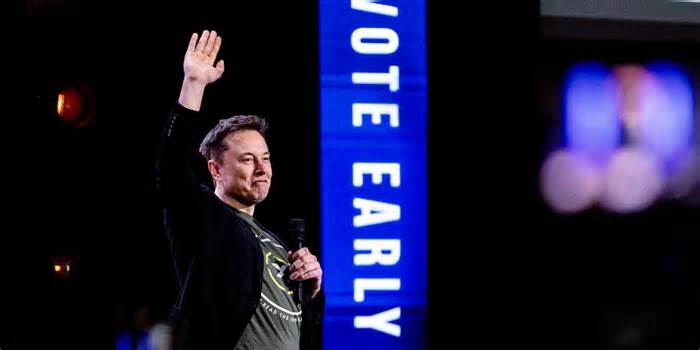 Elon Musk’s super PAC awards million-dollar prizes despite federal warnings