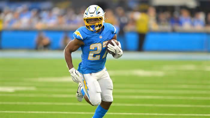 Twitter reacts to Broncos signing RB J.K. Dobbins