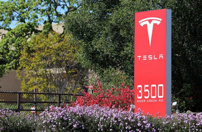 Tesla Q3: One Of The Best Earnings In Years, 2025 Looks Bright