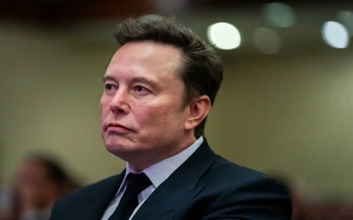 Tesla CEO Elon Musk’s net worth tops US$400bil