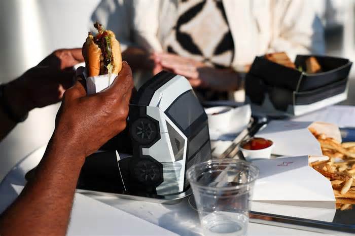 Elon Musk’s Tesla Diner is a next step in the beleaguered EV-maker’s plan to create an ‘all-encompassing brand,’ analyst Dan Ives says