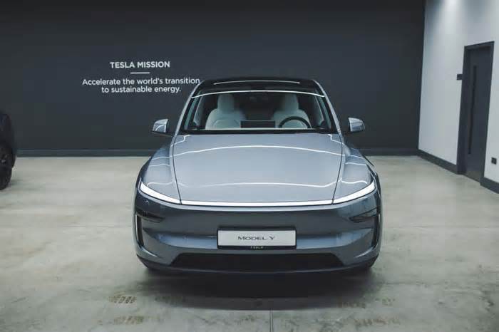 Tesla announces cheaper Model Y to combat sales and revenue dive