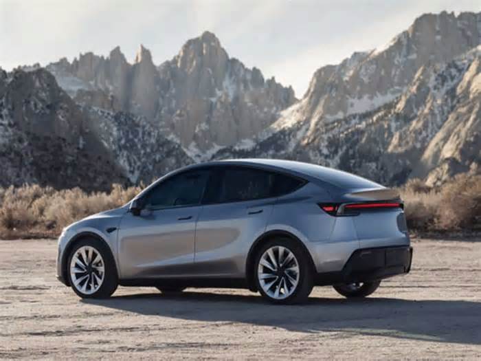 Tesla model Y spotted in Mumbai ahead of India launch; showroom set to open on July 15