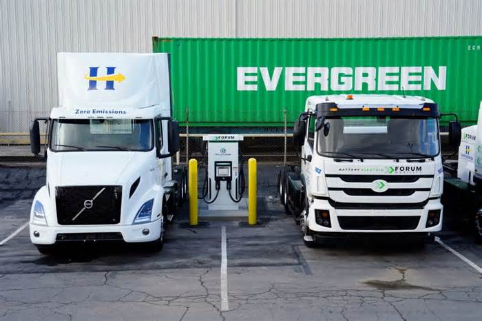 Big-truck charging in California draws private money’s attention