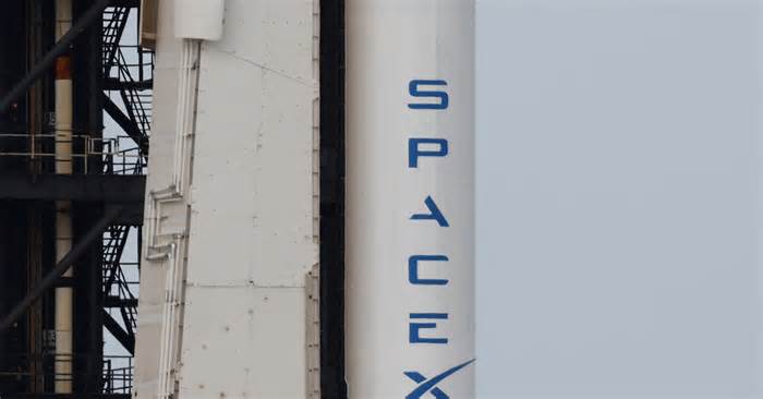 Vietnam says Musk's SpaceX plans $1.5 bln investment in country