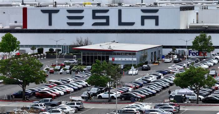 Tesla Fremont factory suffers another fire, investigation underway