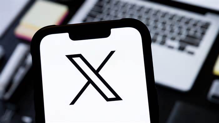 X (Twitter) is down — live updates as issues with the social media platform stretch into second day