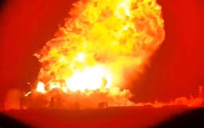 🚀 Mexico threatens to sue SpaceX over pollution