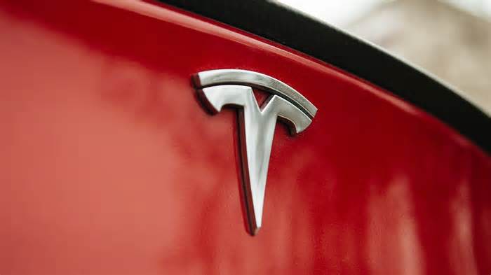 What Does It Cost To Charge a Tesla Model 3 vs. a Tesla Model Y?
