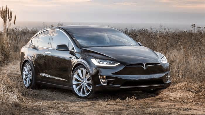 Tesla Is Offering Some Big Discounts On The Model X And Model Y