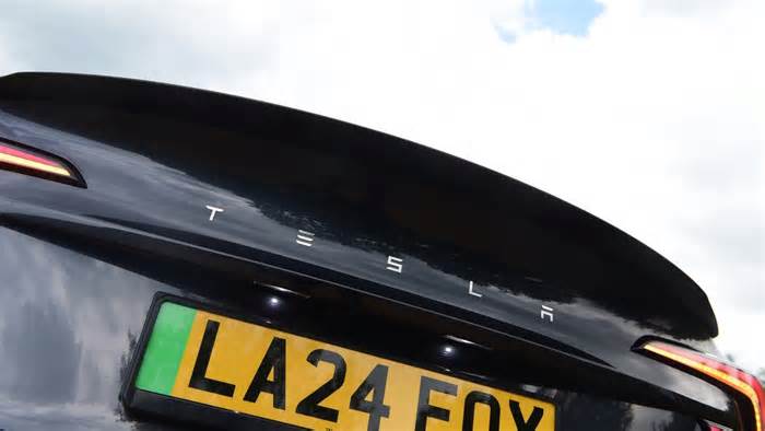 Tesla testing self-driving tech in the UK: Robotaxi coming to London?