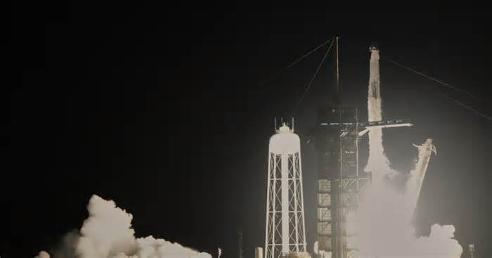 SpaceX launches 4 people into orbit on Axiom Space Ax-4 mission